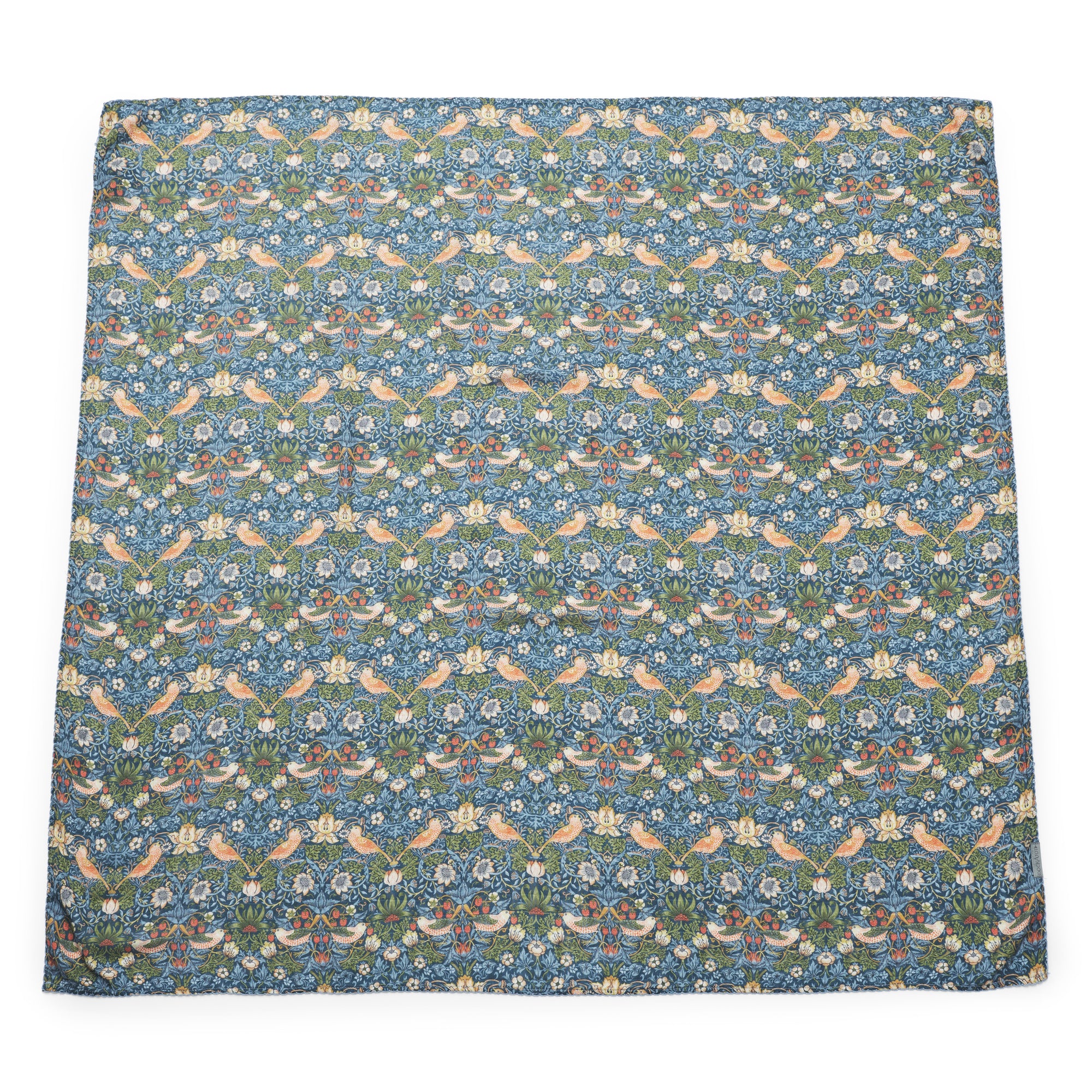 DockATot Swaddle Set - Brer Rabbit / Strawberry Thief