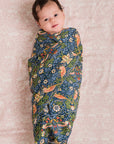 DockATot Swaddle Set - Brer Rabbit / Strawberry Thief