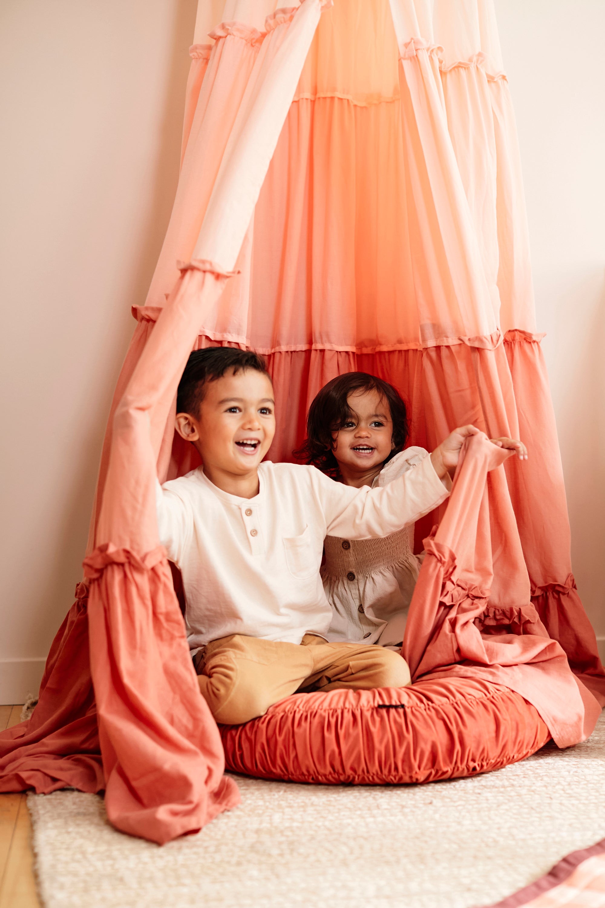 THE OUTLET: Ombré Play Canopy - Ochre